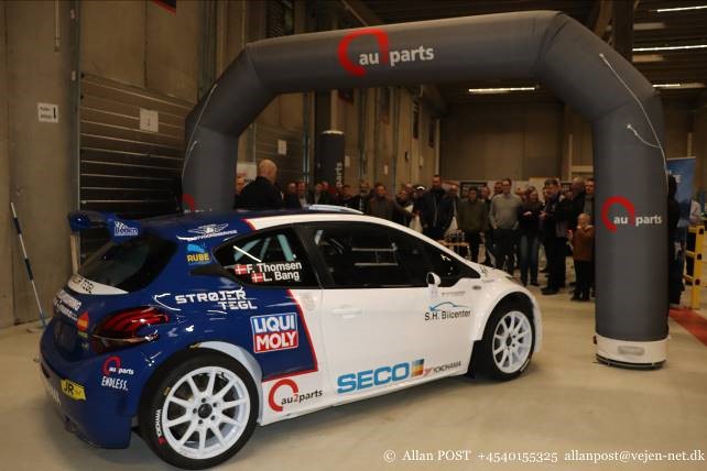 Der var et flot fremmøde ved præsentationen af Boisen Motorsports nye rallybil